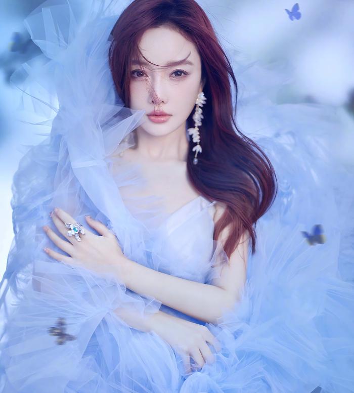 李小璐