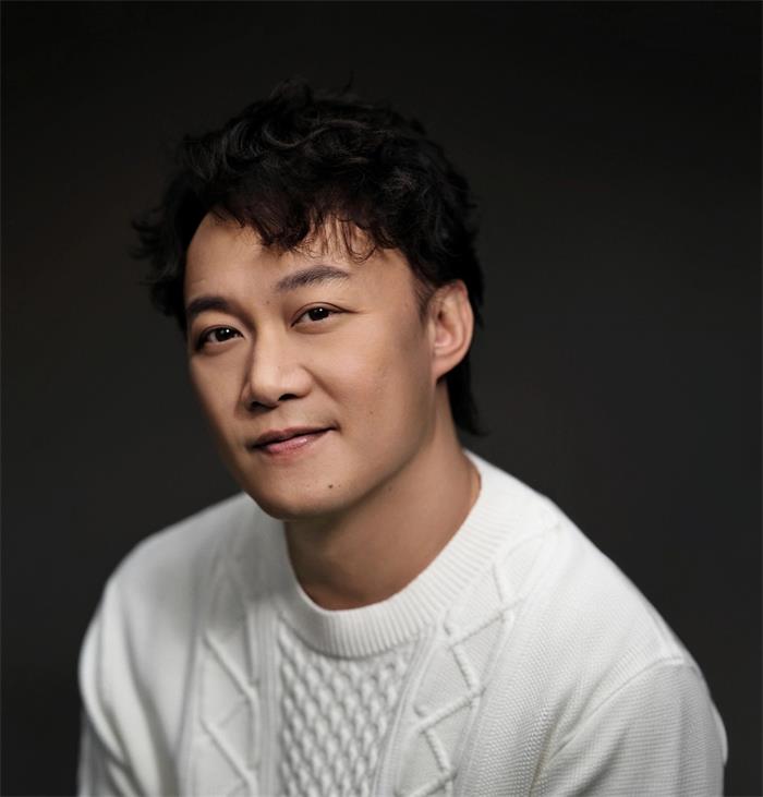 陈奕迅