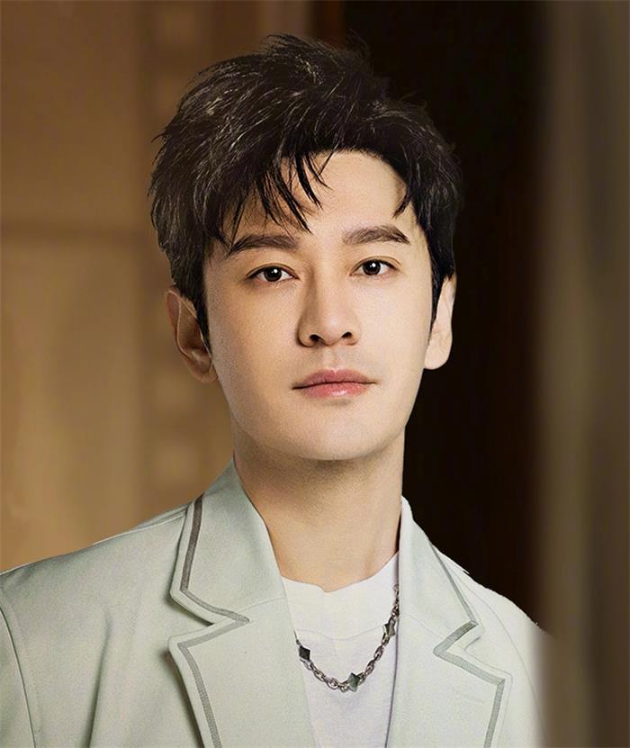 黄晓明