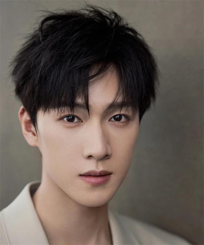 李昀锐
