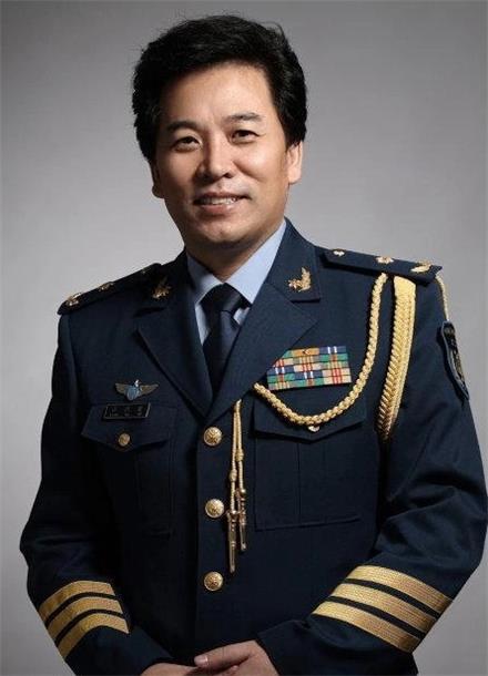佟铁鑫