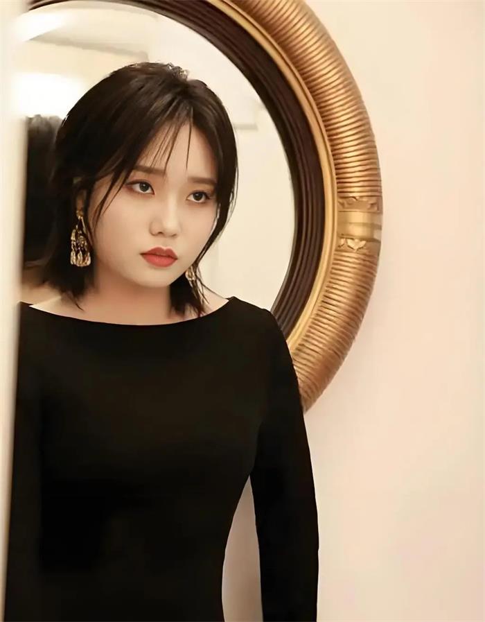 李雪琴