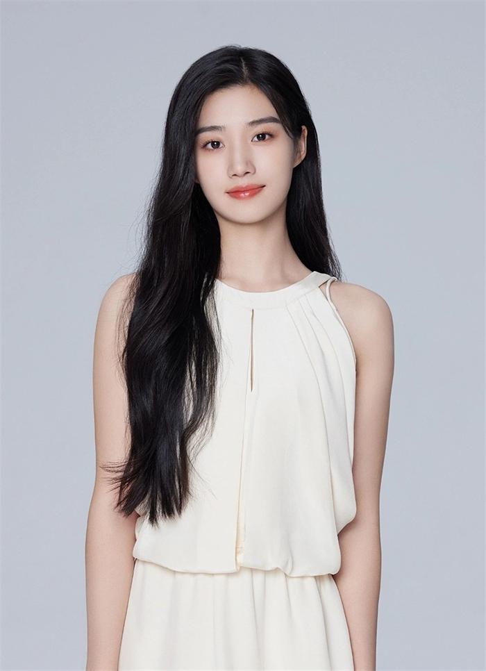 卢昱晓