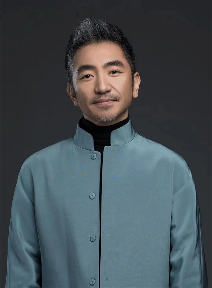 吴彤
