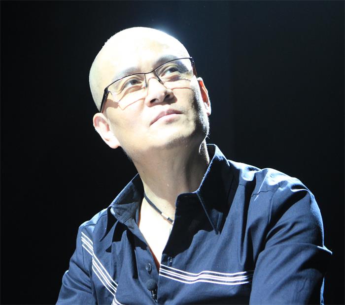 李进