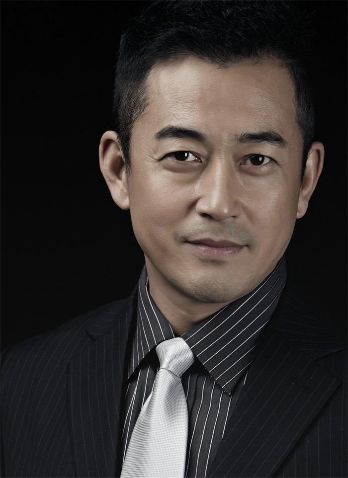 王志飞